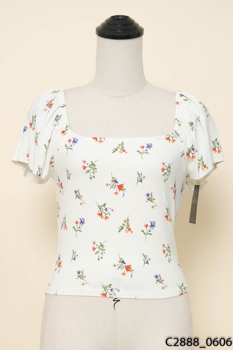 Áo trắng hoa Forever 21