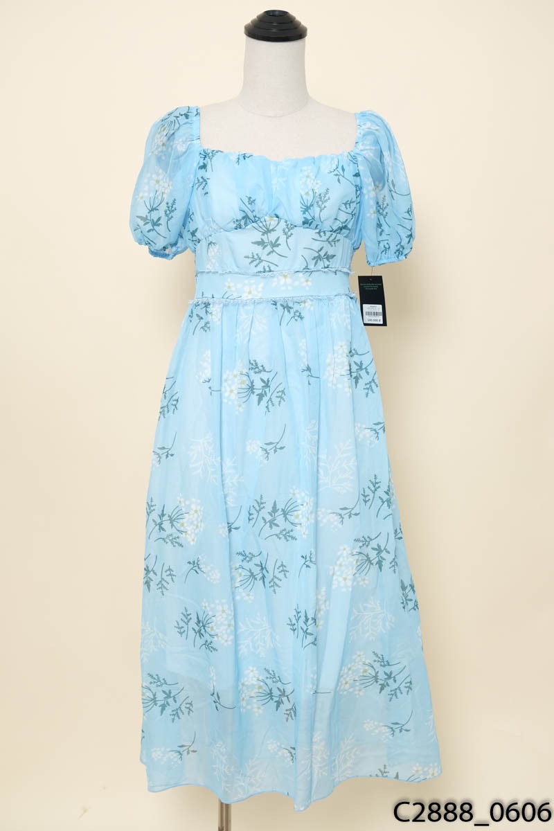 Đầm lá xanh viền ren