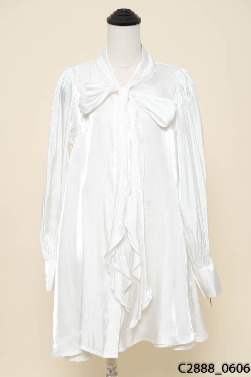 Đầm organza trắng