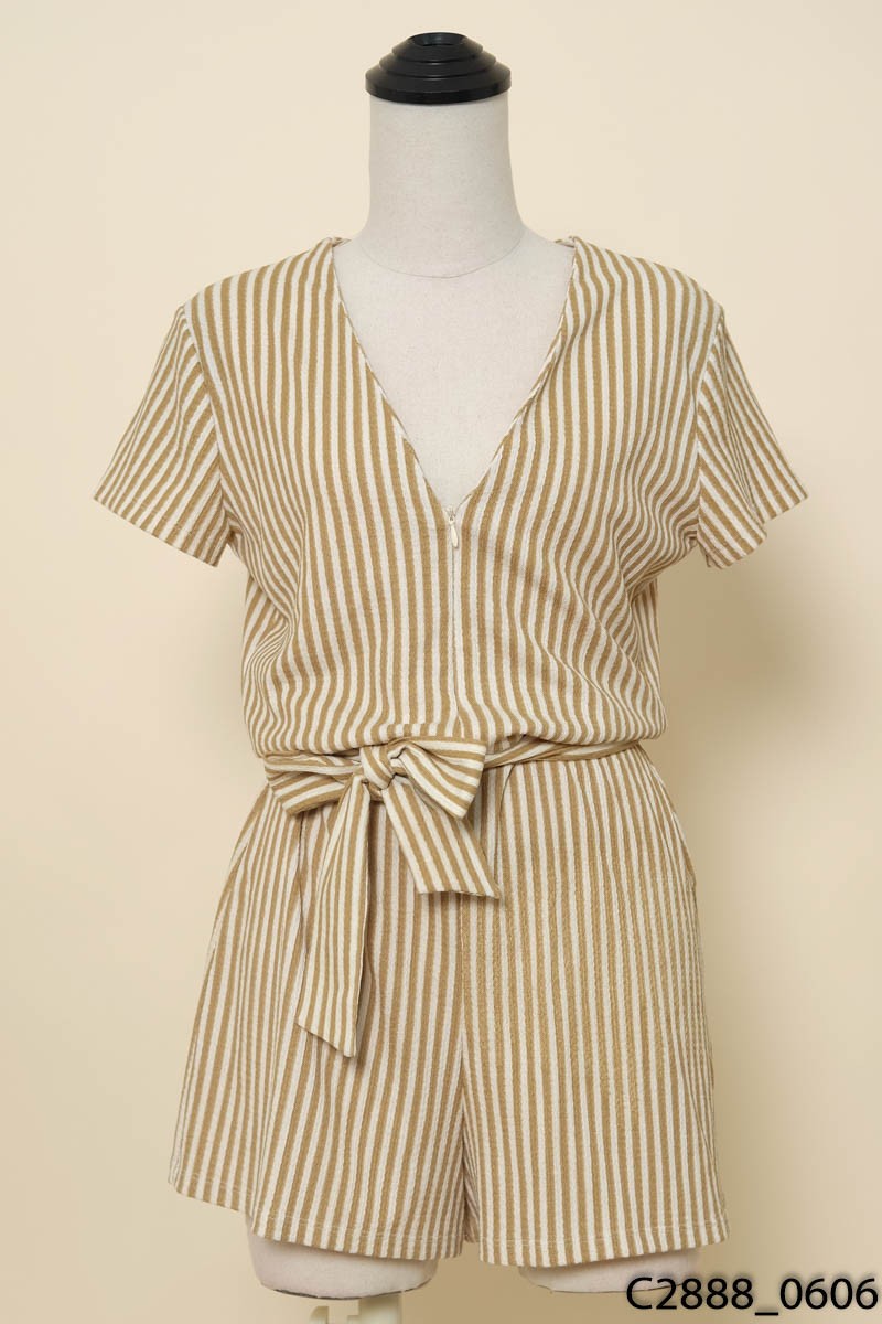 Jumpsuit sọc nâu kèm đai