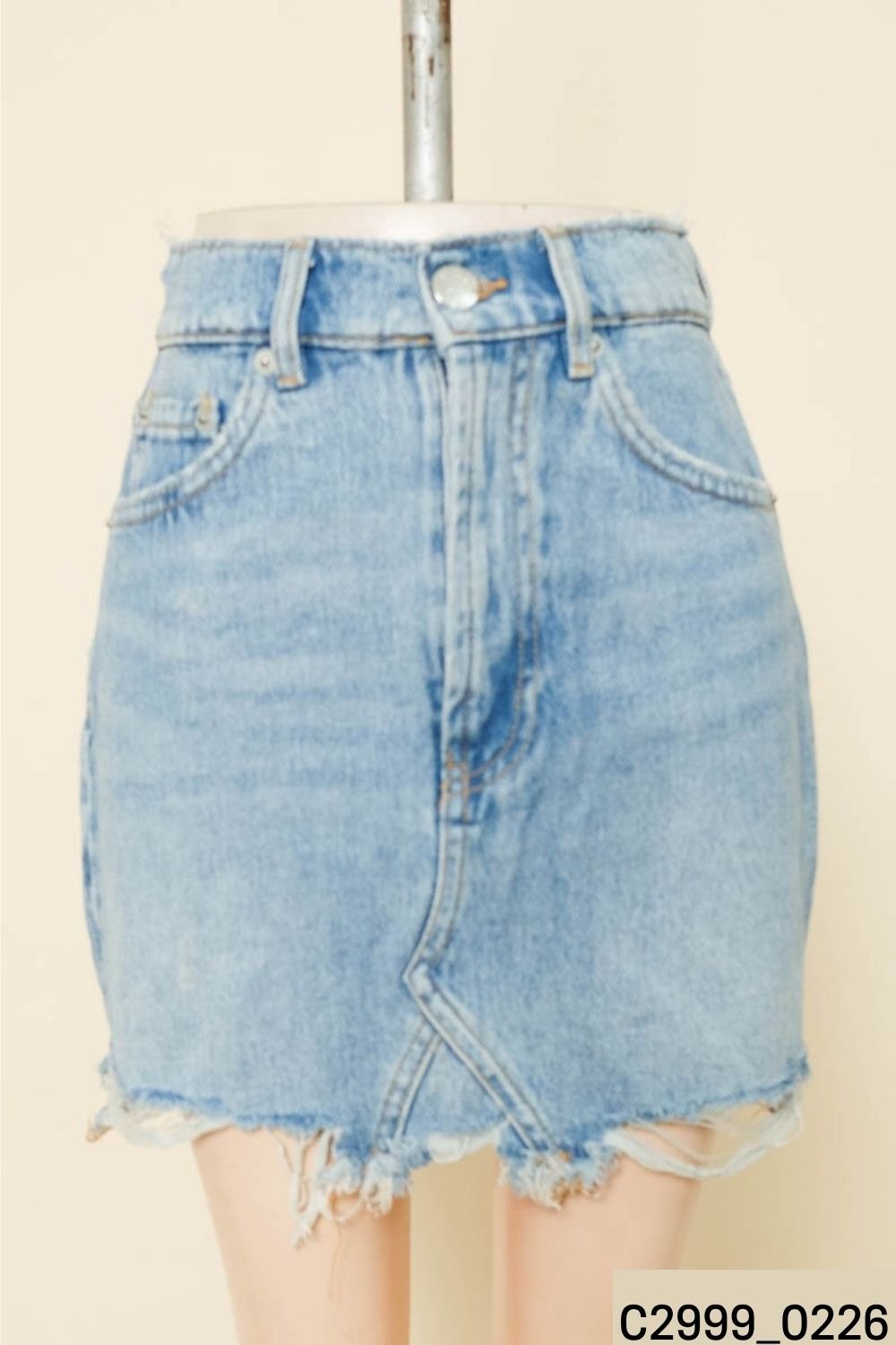 Chân váy jeans tua dua Zara