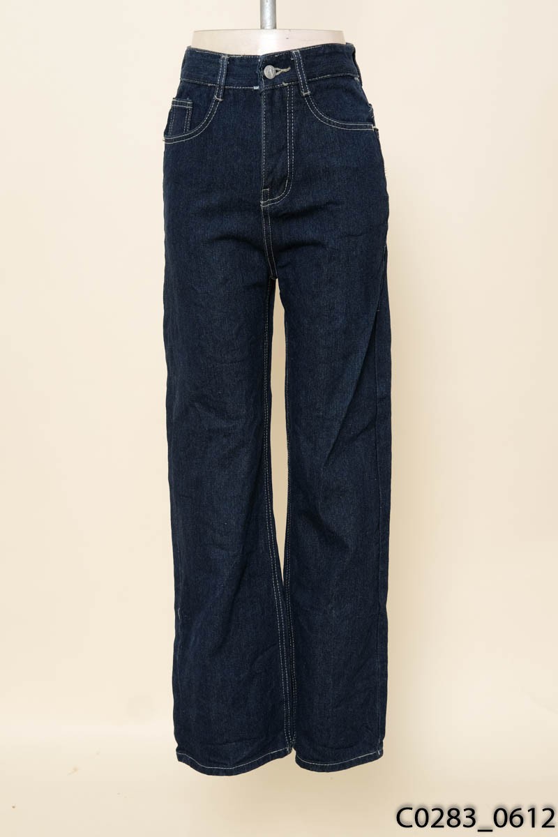 Quần jeans xanh