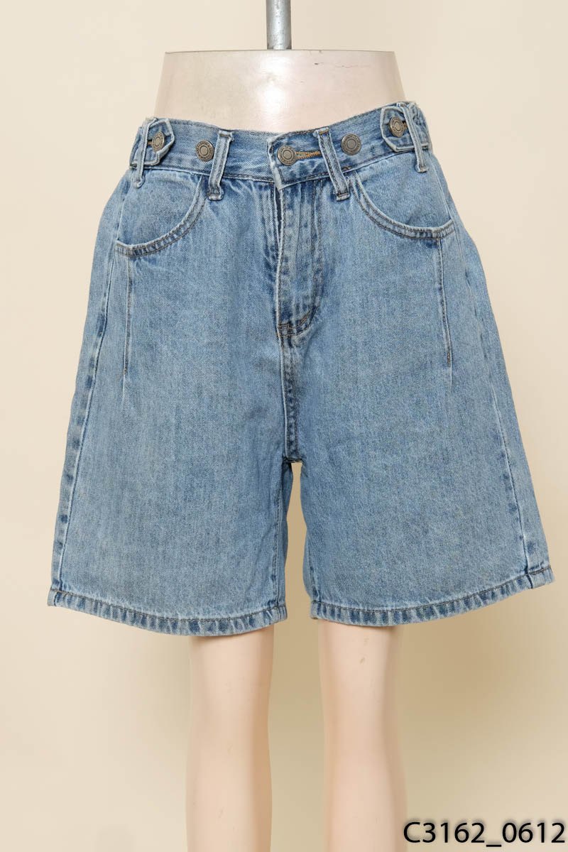 Quần shorts xanh