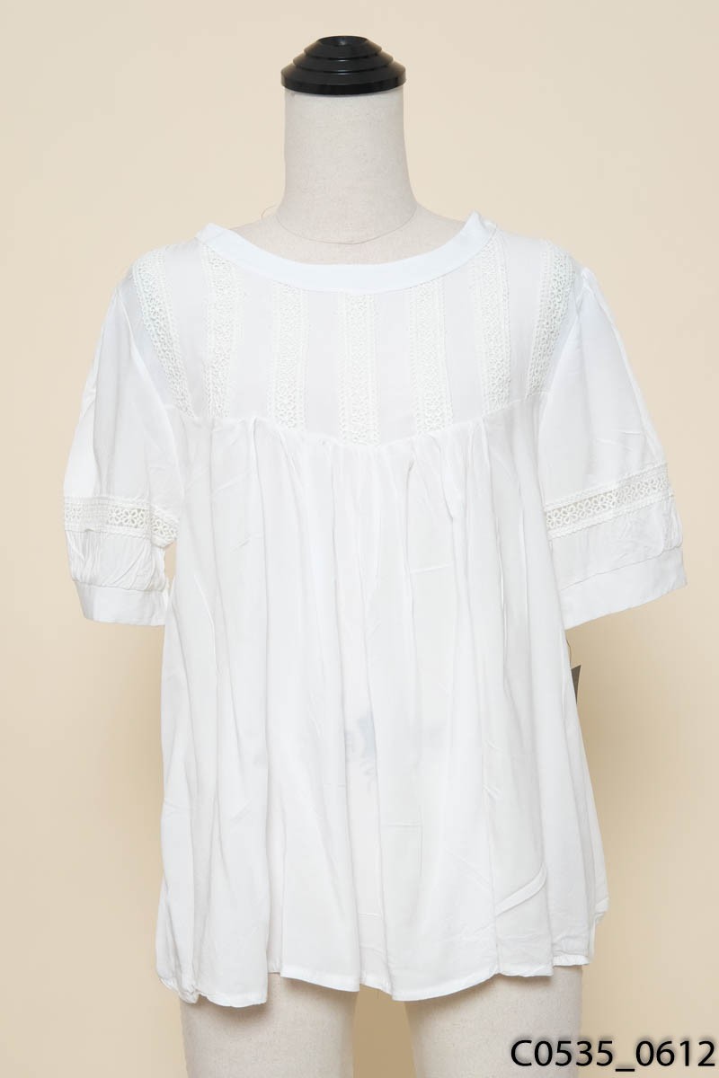 Áo trắng cộc tay