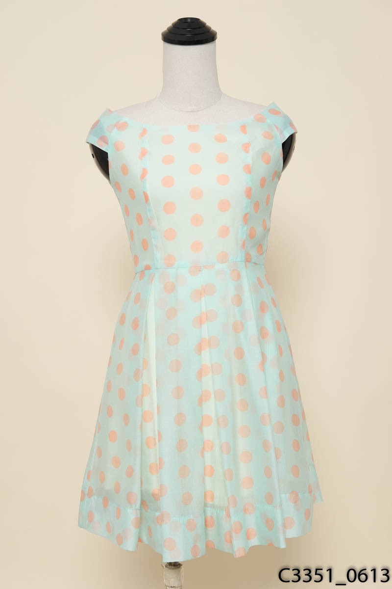 Đầm xanh chấm bi Quynh Boutique