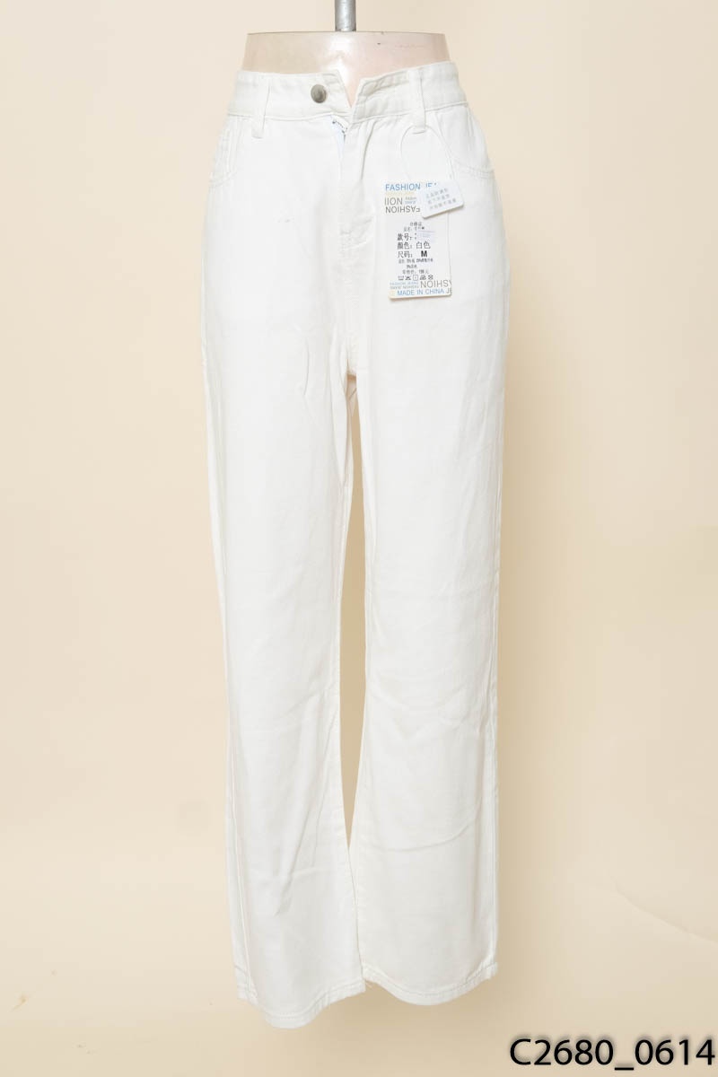 Quần jeans trắng New Tags