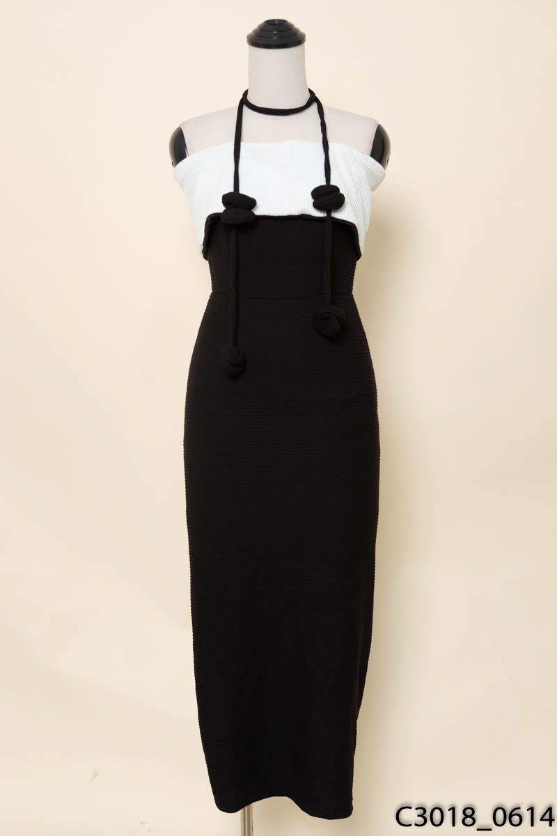 WAGO CLOSET- Đầm đen trễ vai New Tags