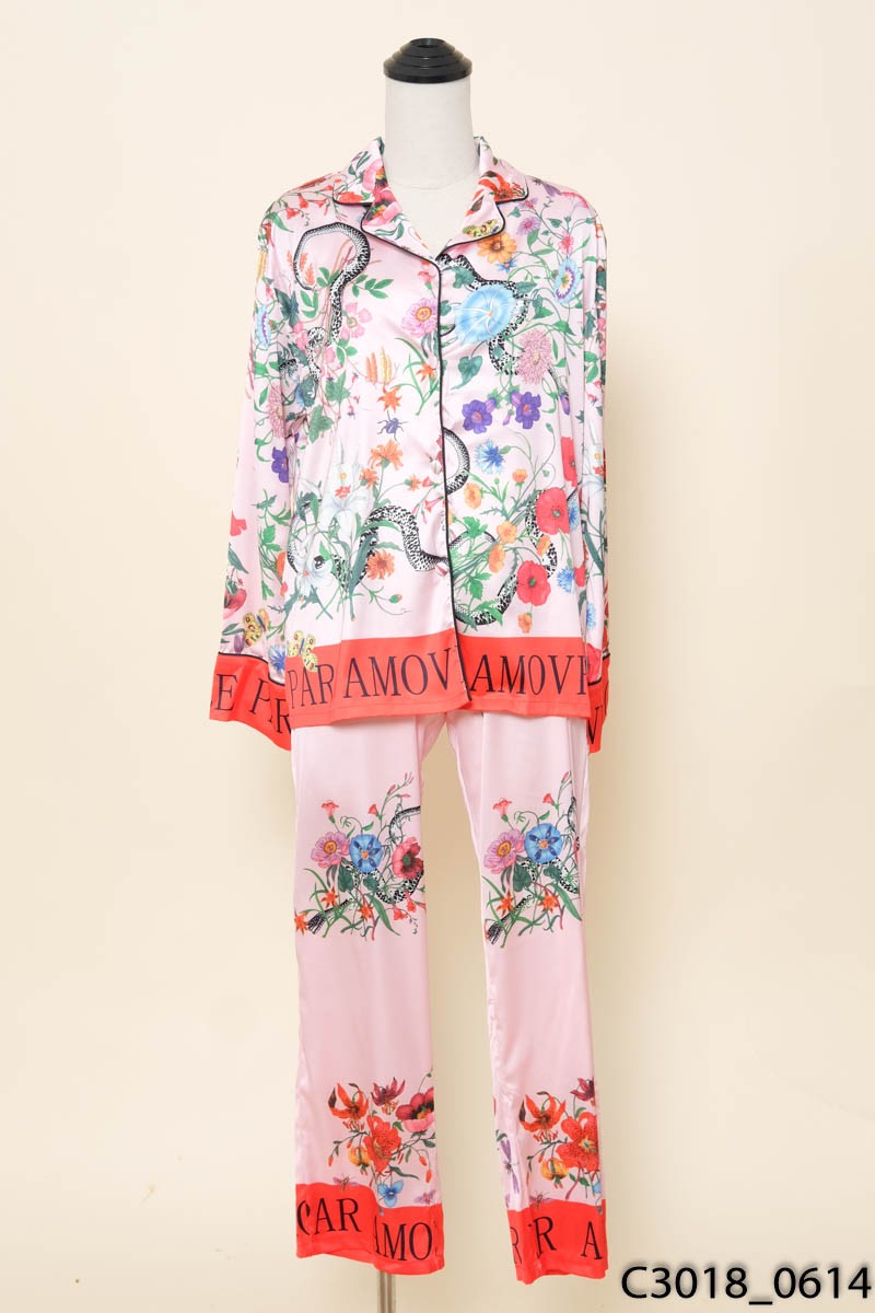 Set hồng họa tiết