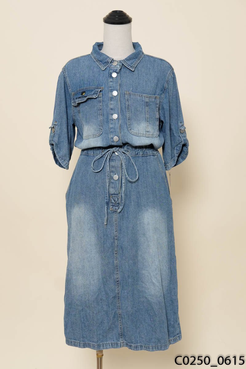 Đầm jeans xanh rút dây eo