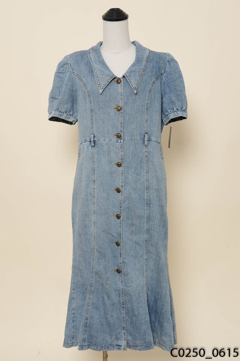 Đầm jeans xanh nhạt tay bồng