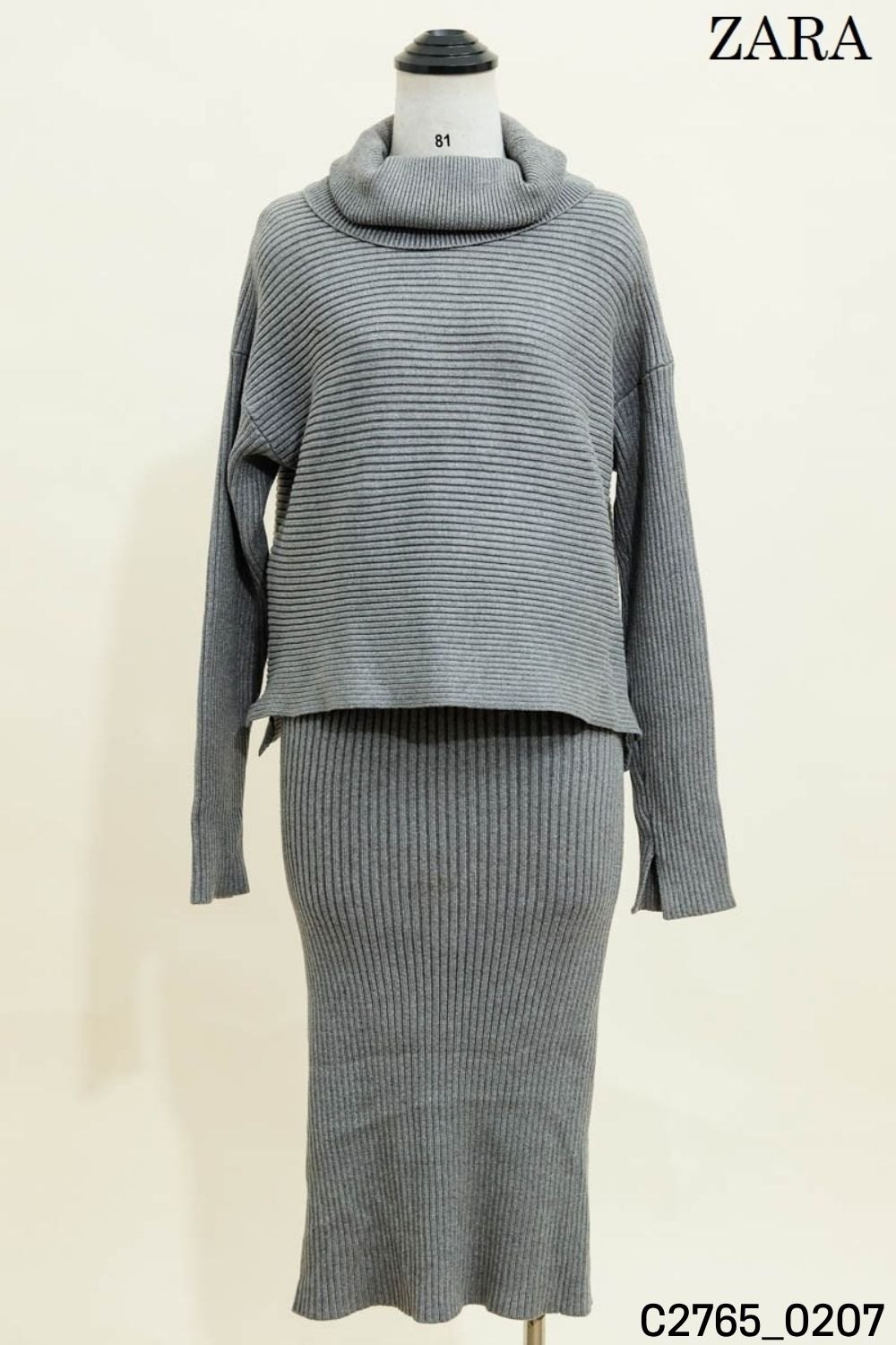 Set len xám cổ lọ Zara