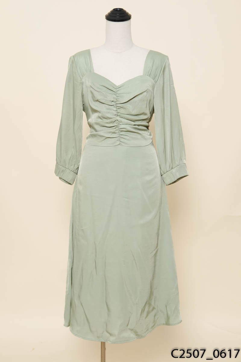 Đầm xanh tay lỡ H'allure