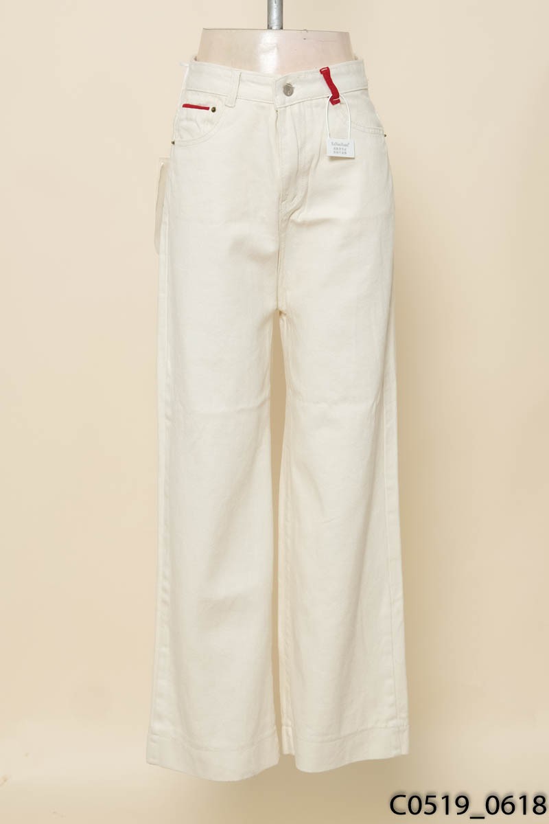 Quần kaki be New Tags