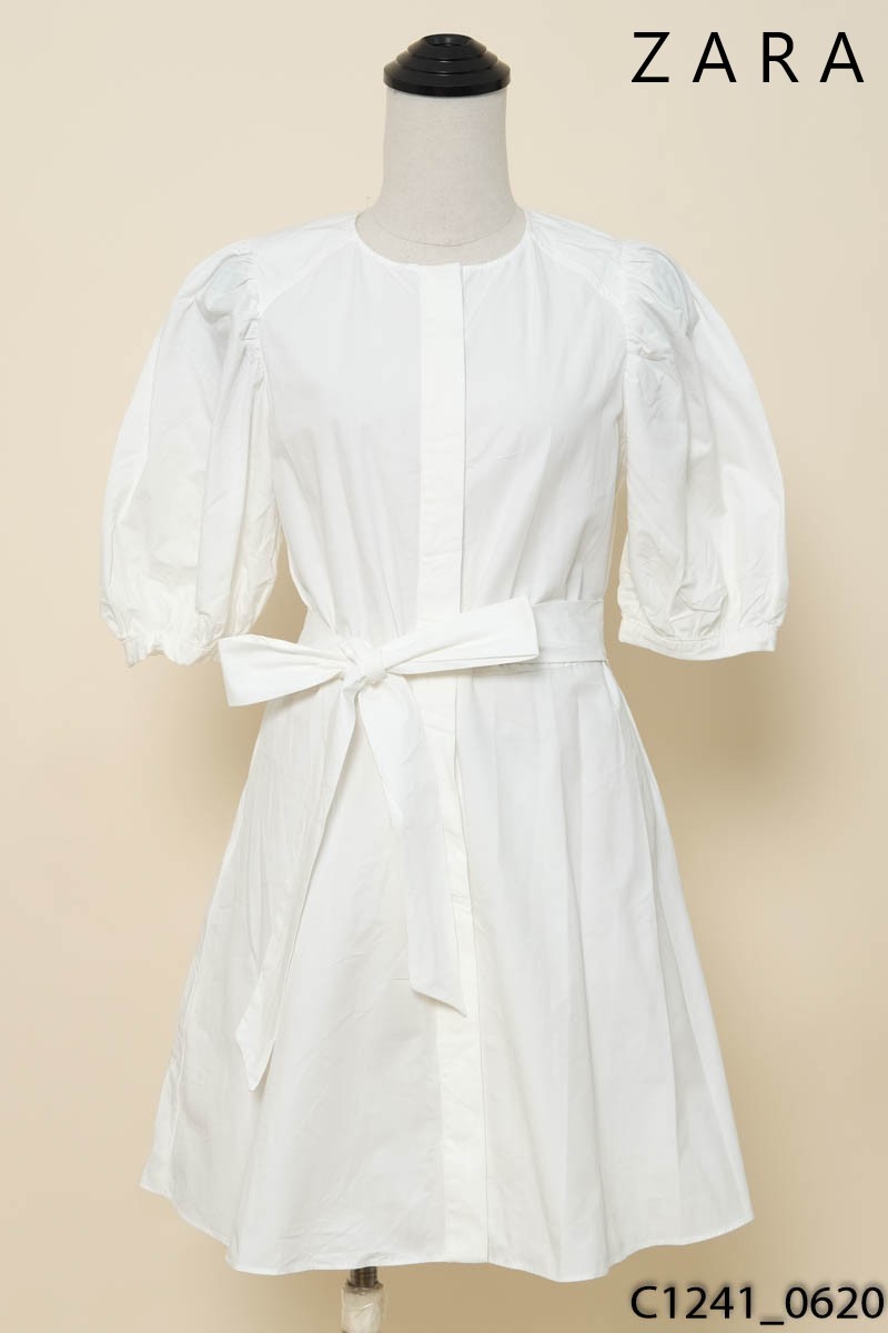 Đầm trắng cộc tay Zara