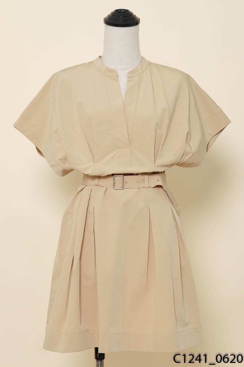 Đầm be cổ V Zara New Tags