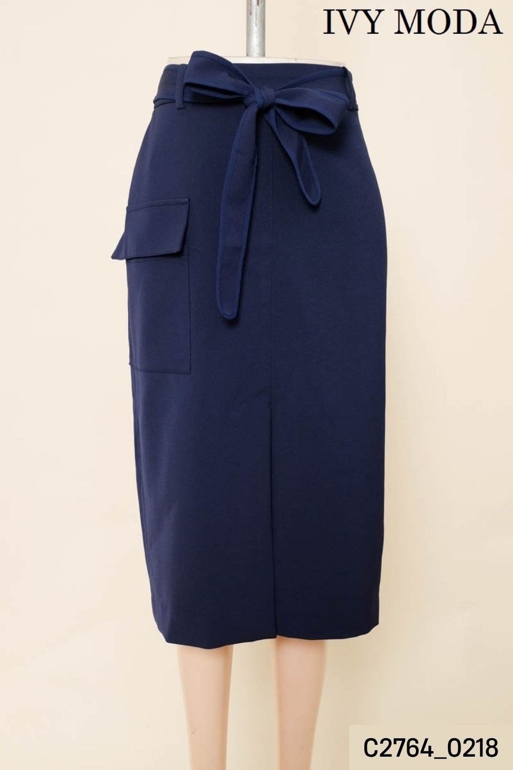 Chân váy xanh than dáng xòe Ivy Moda