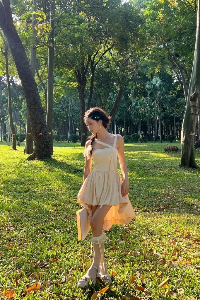 CLÉLIE- Đầm be lệch vạt New Tags