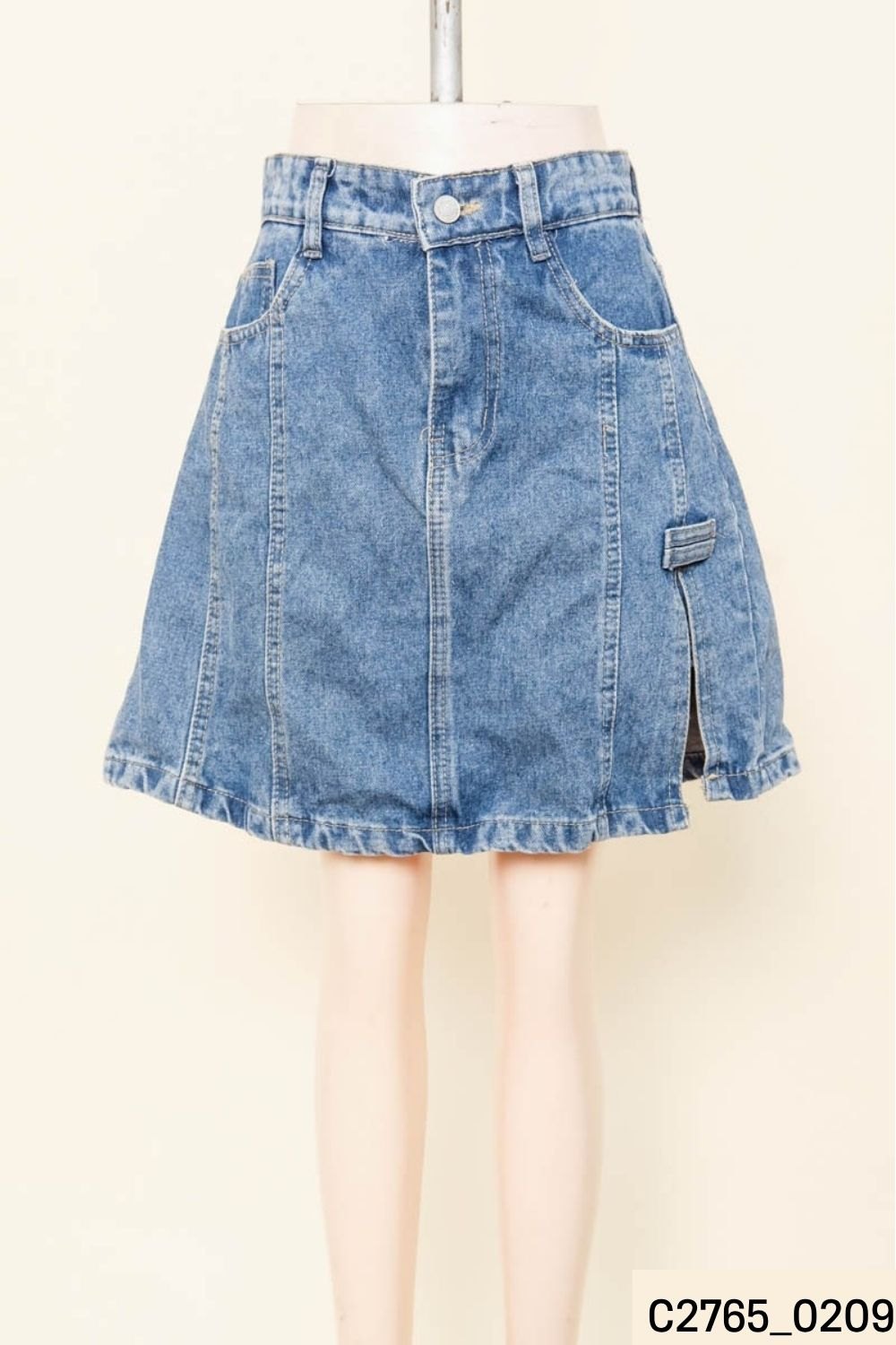 Chân váy jeans xẻ tà