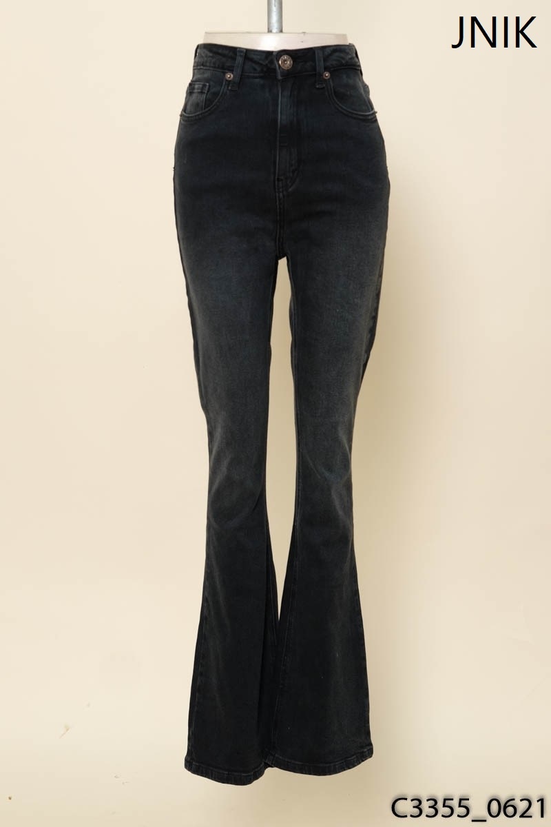 JNIK- Quần jeans đen ống loe
