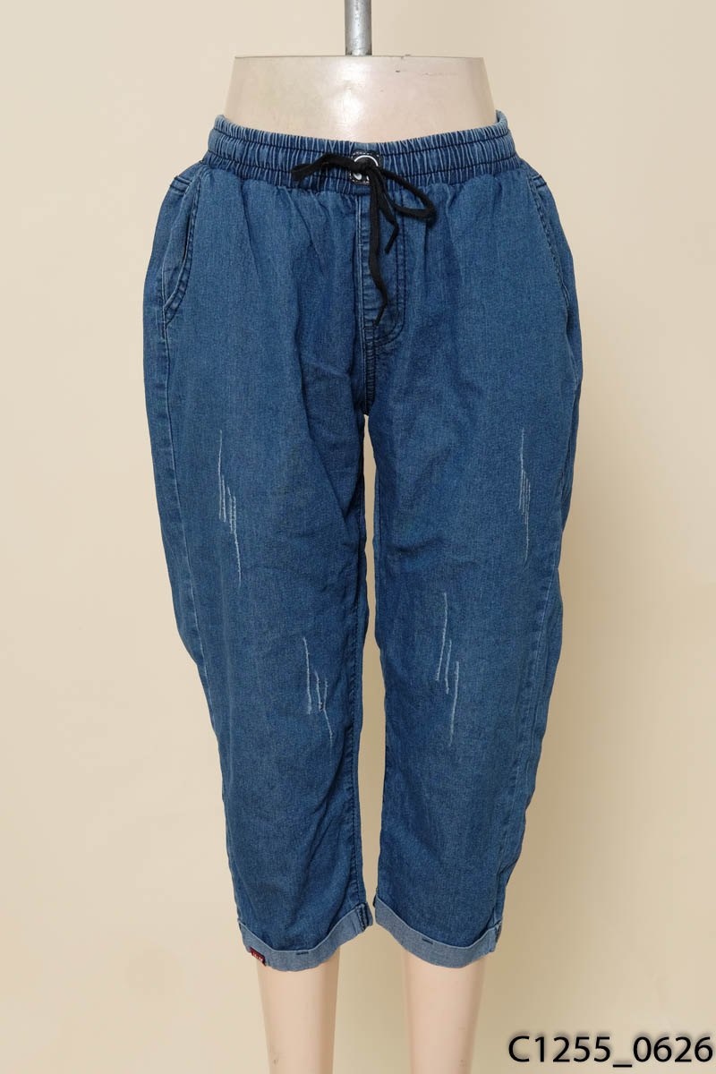 Quần jeans xanh