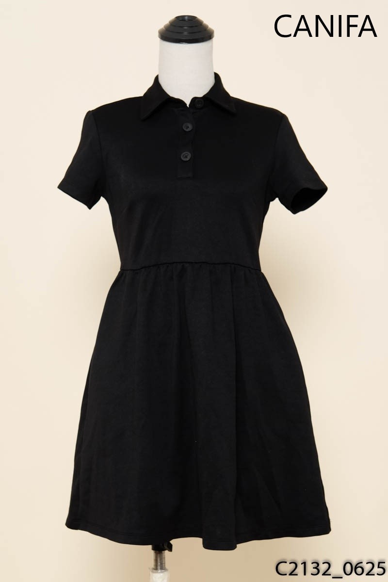 Đầm đen cổ polo Canifa