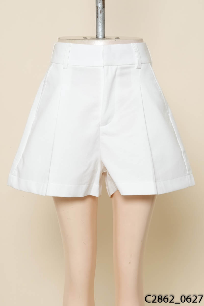LADIE STUDIO - Quần shorts trắng