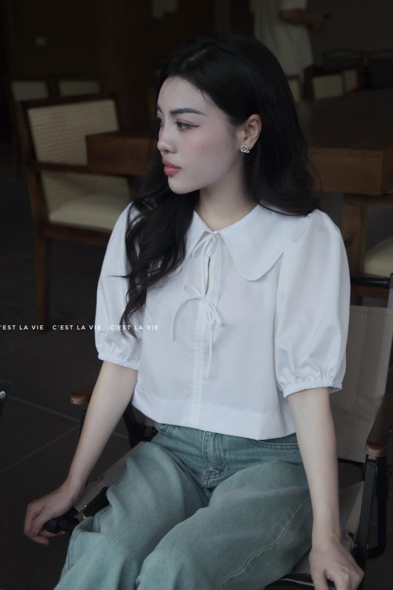 C'EST LA VIE- Áo trắng tay bồng