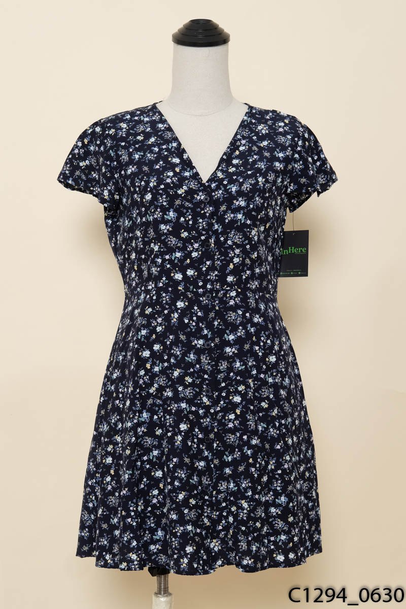 Đầm xanh hoa kèm lót Uniqlo