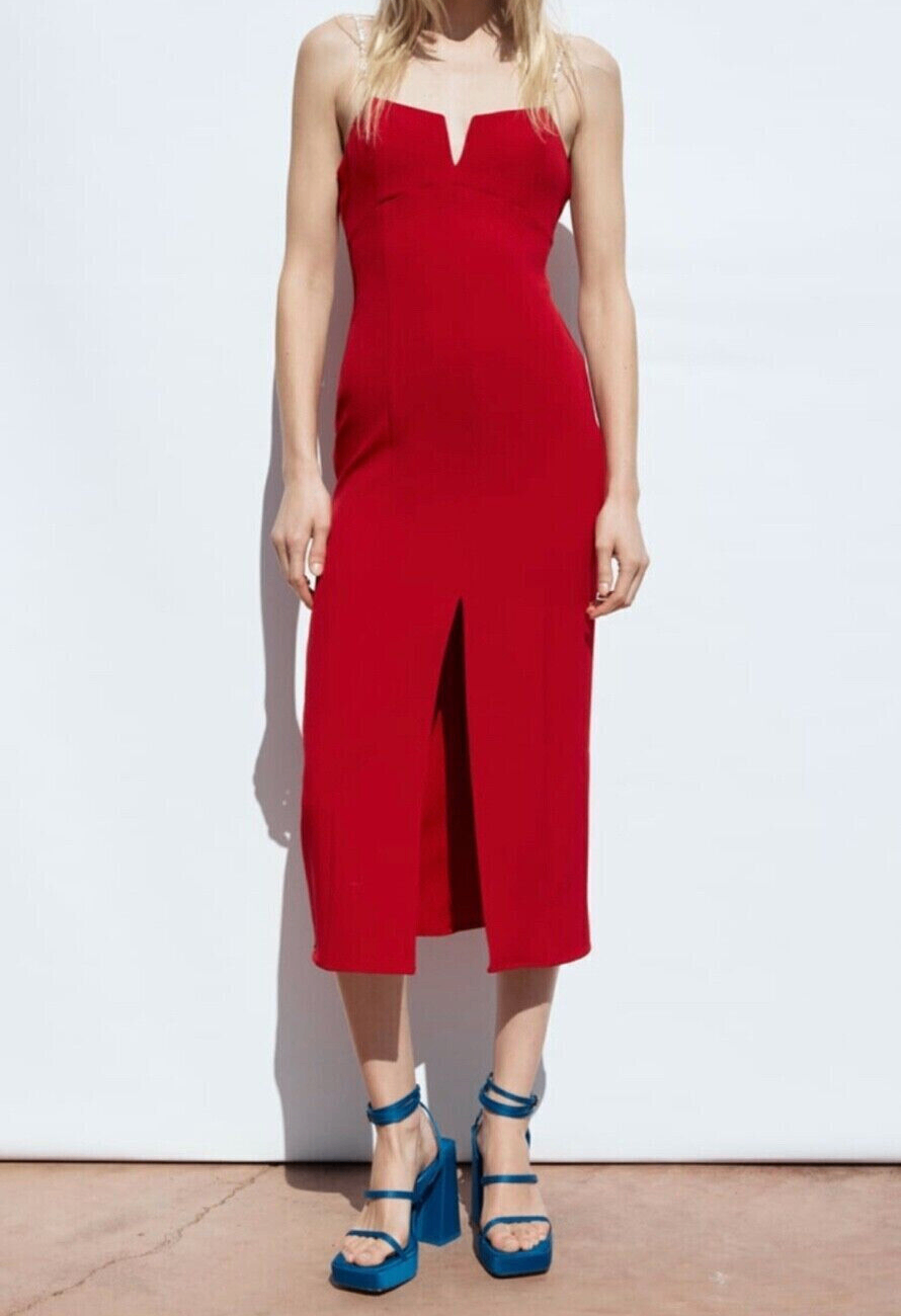 Đầm đỏ dây ngọc Zara