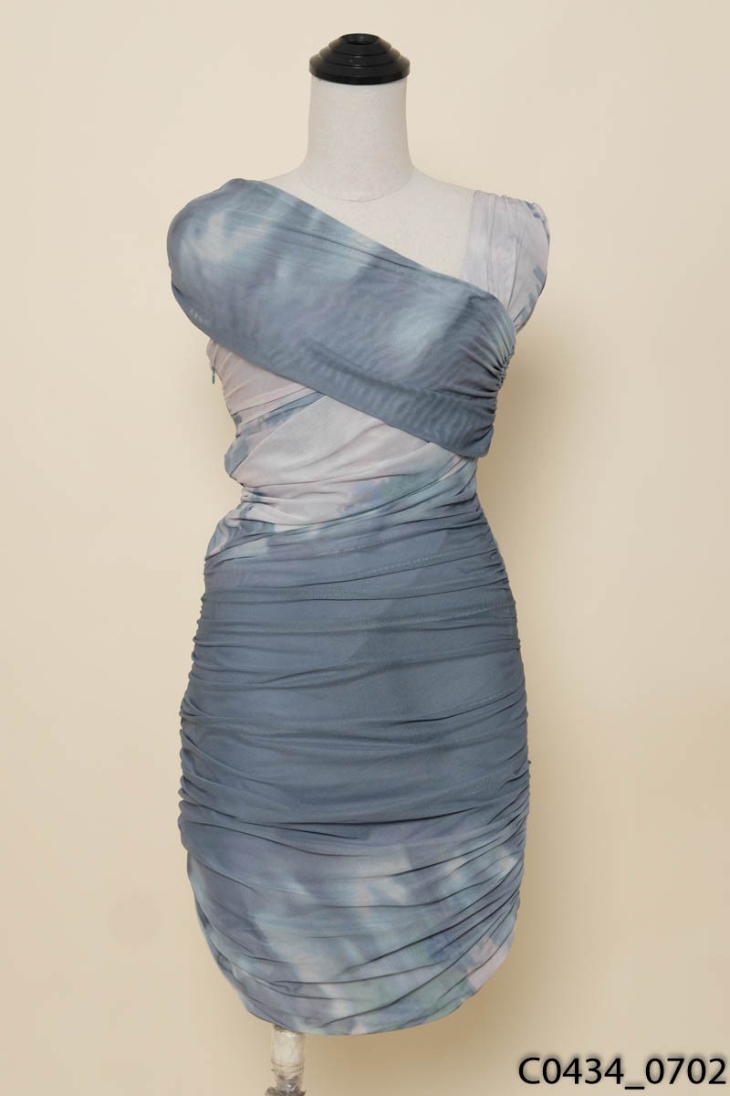 Đầm xanh Zara