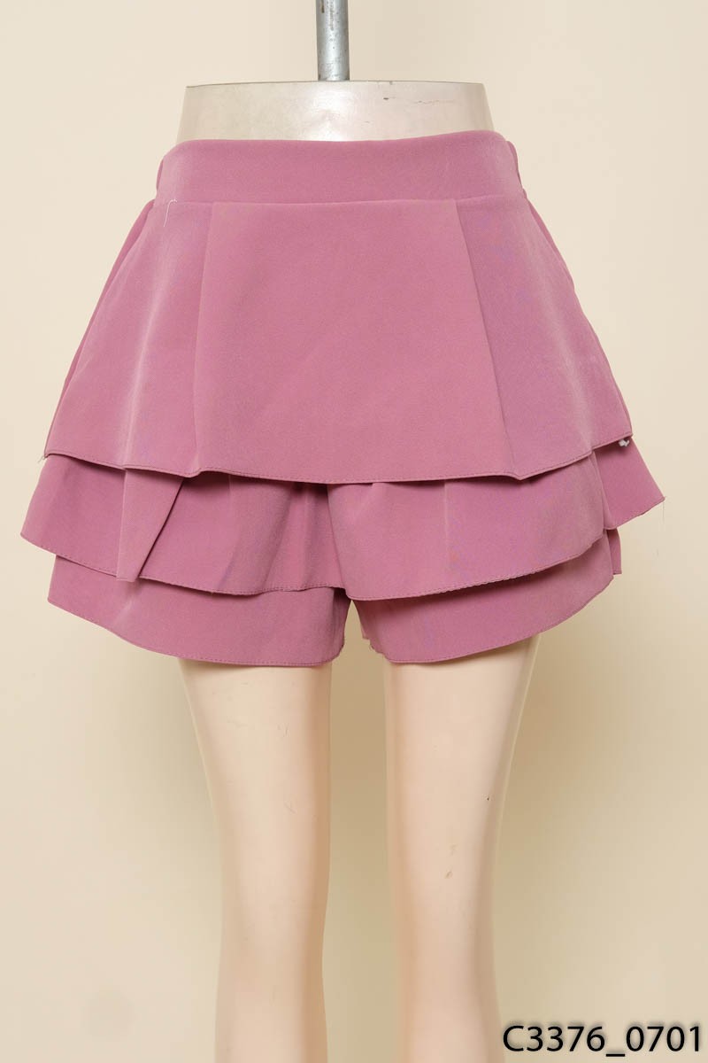 Quần shorts hồng giả váy