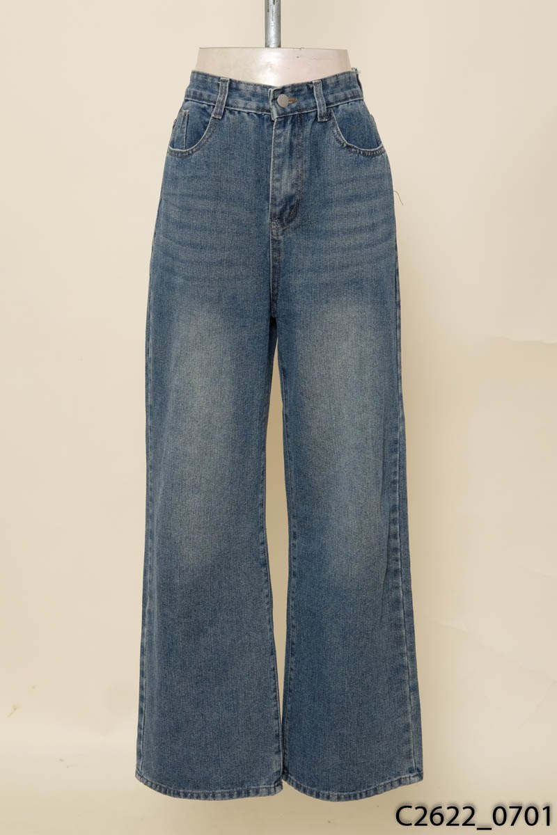 Quần jeans ống đứng