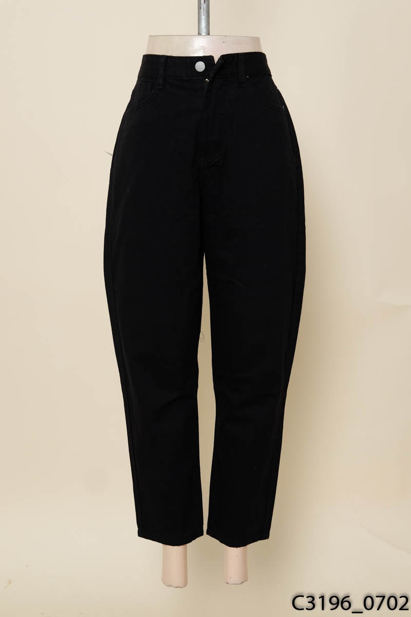 Quần jeans đen New Tags