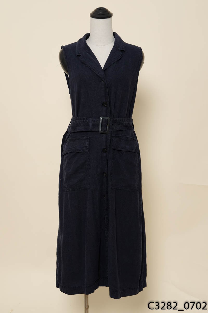 Đầm đen kèm đai Uniqlo