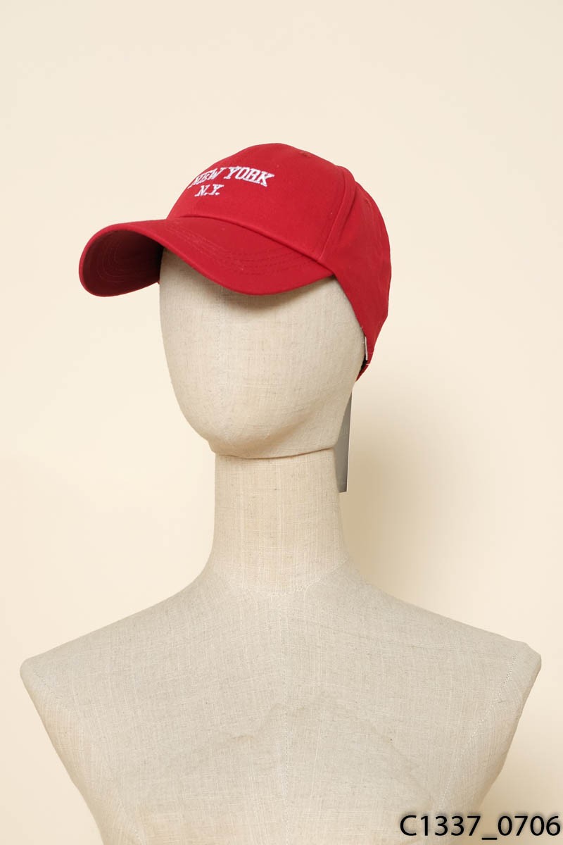 Mũ đỏ