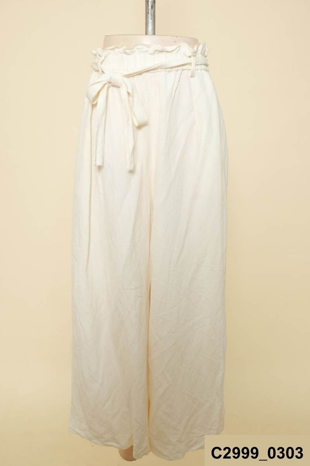Quần culottes trắng