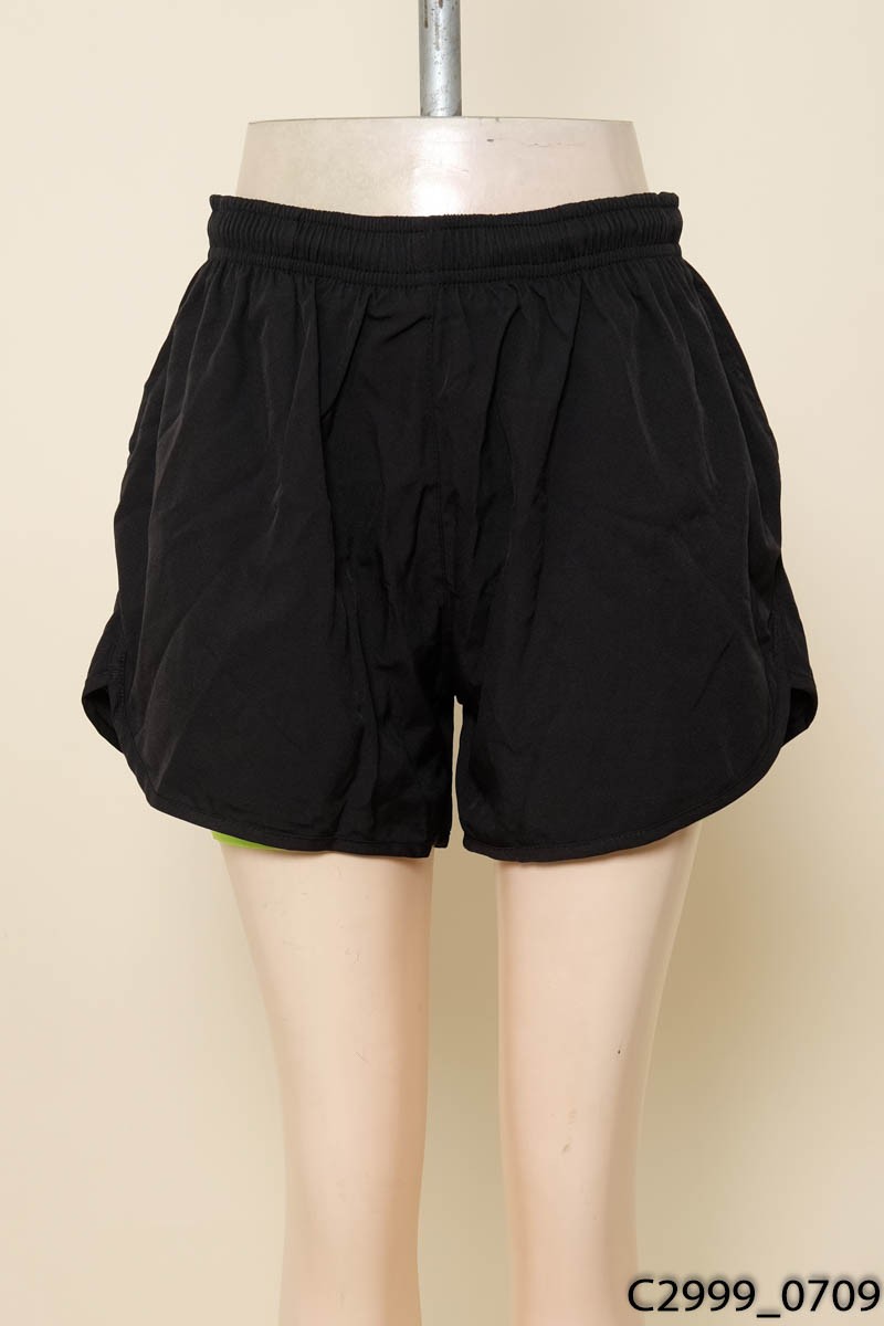 Quần short đen New Tags