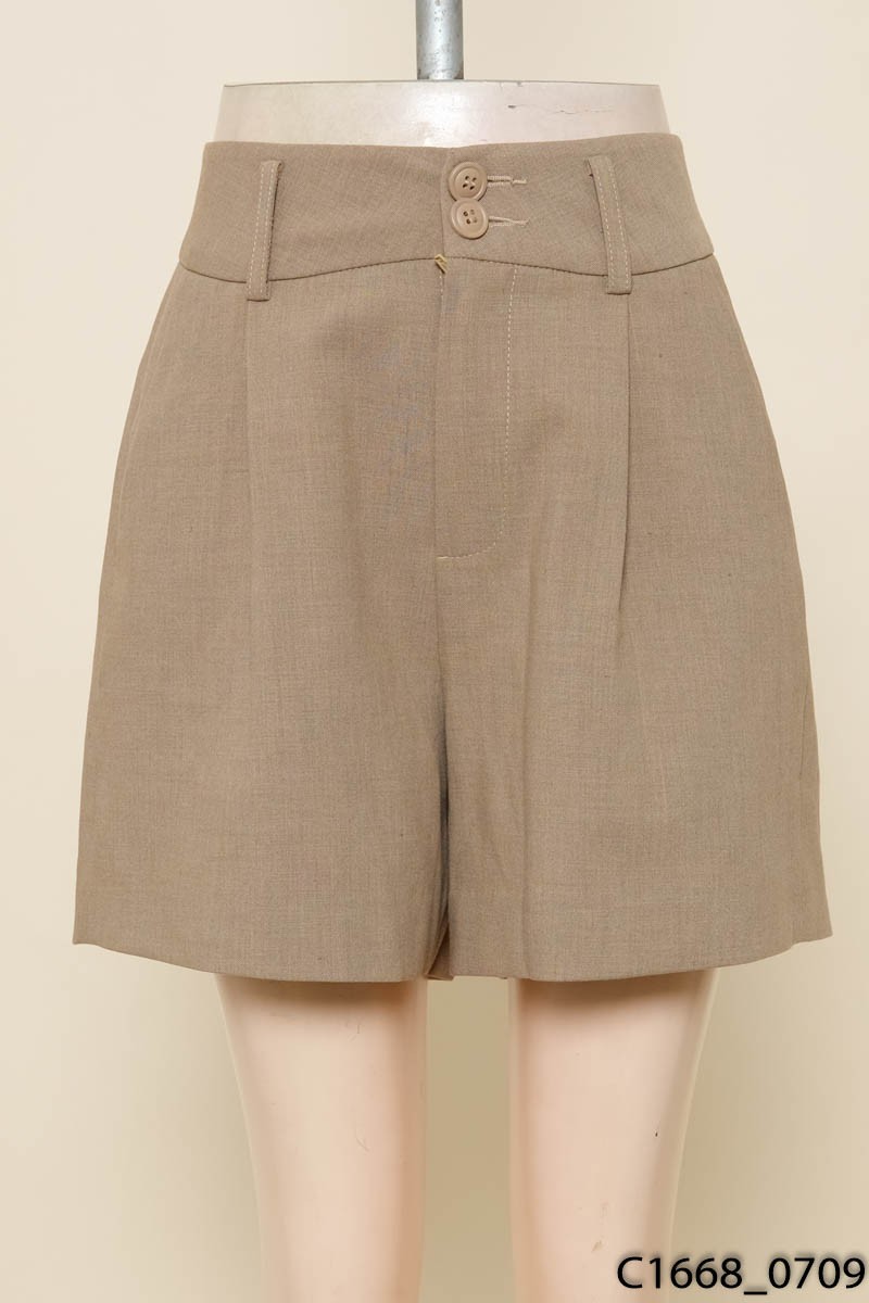 Quần shorts nâu
