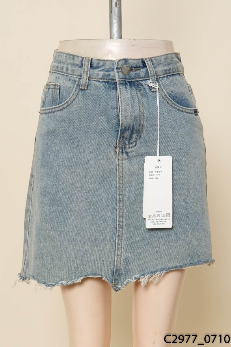 Chân váy xanh viền cắt New Tags