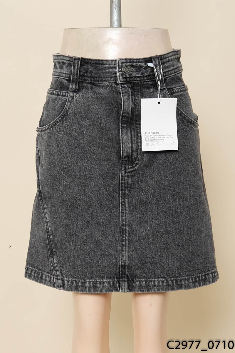 Chân váy jeans đen New Tags