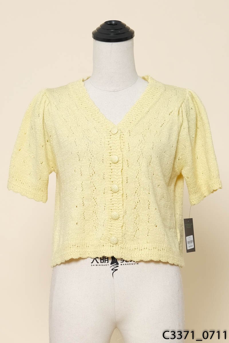 Áo cardigan vàng