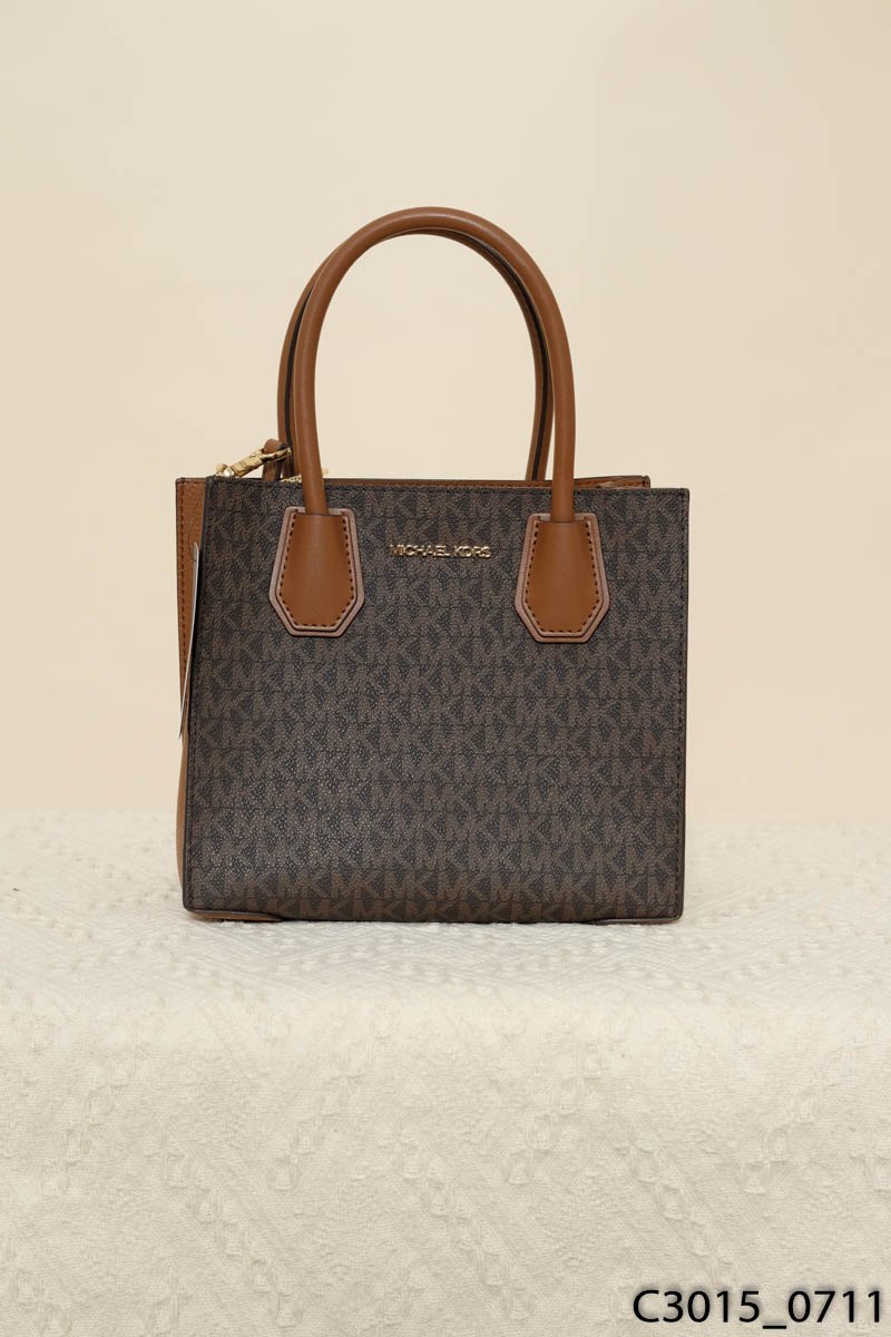 Túi nâu họa tiết Michael Kors