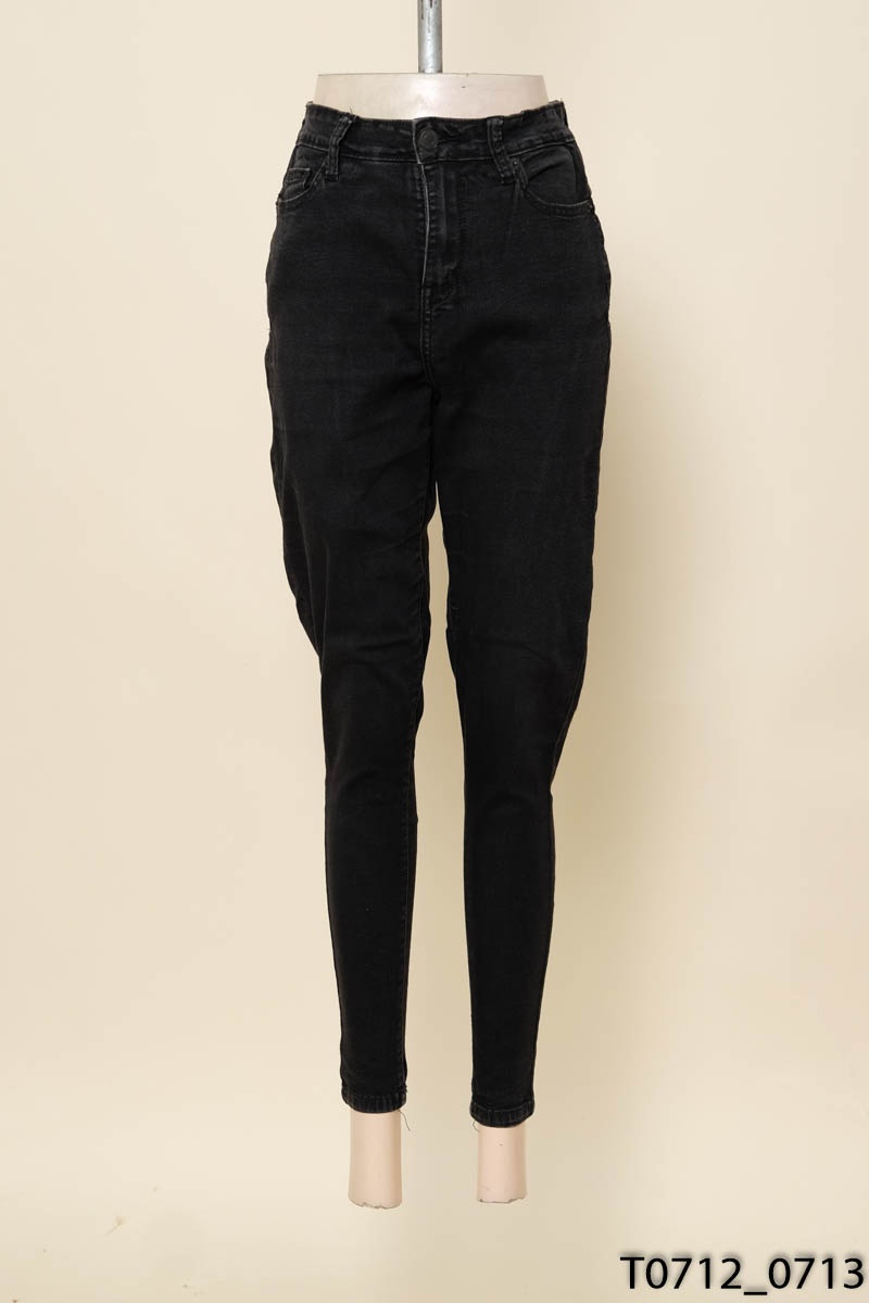 BLESSING- Quần jeans đen