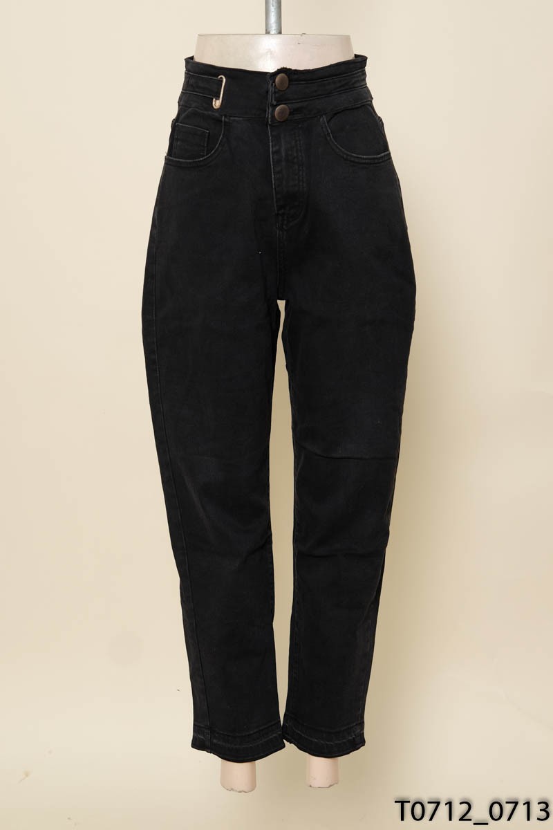 Quần jeans đen 2 khuy
