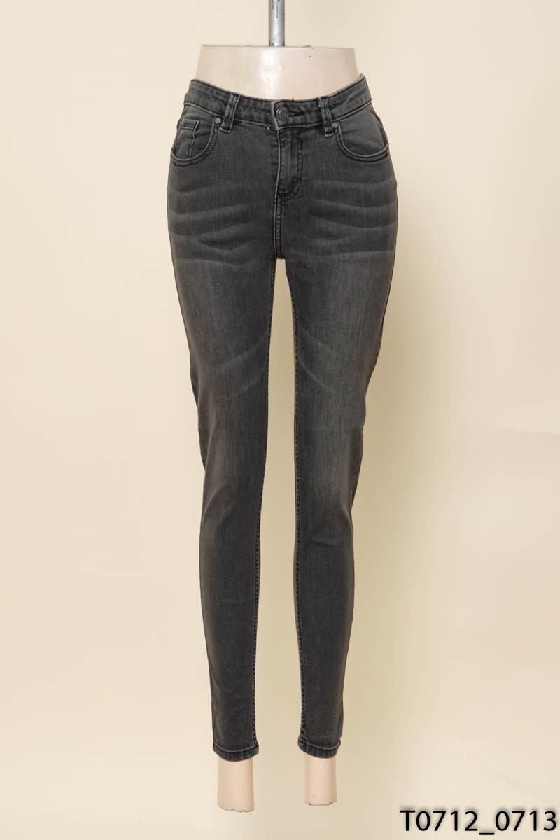 Quần jeans xám