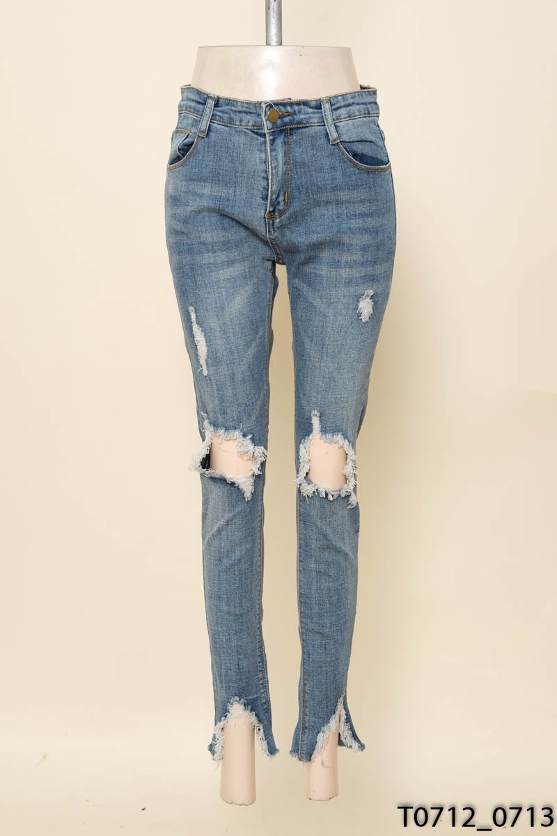 Quần jeans rách gối xanh