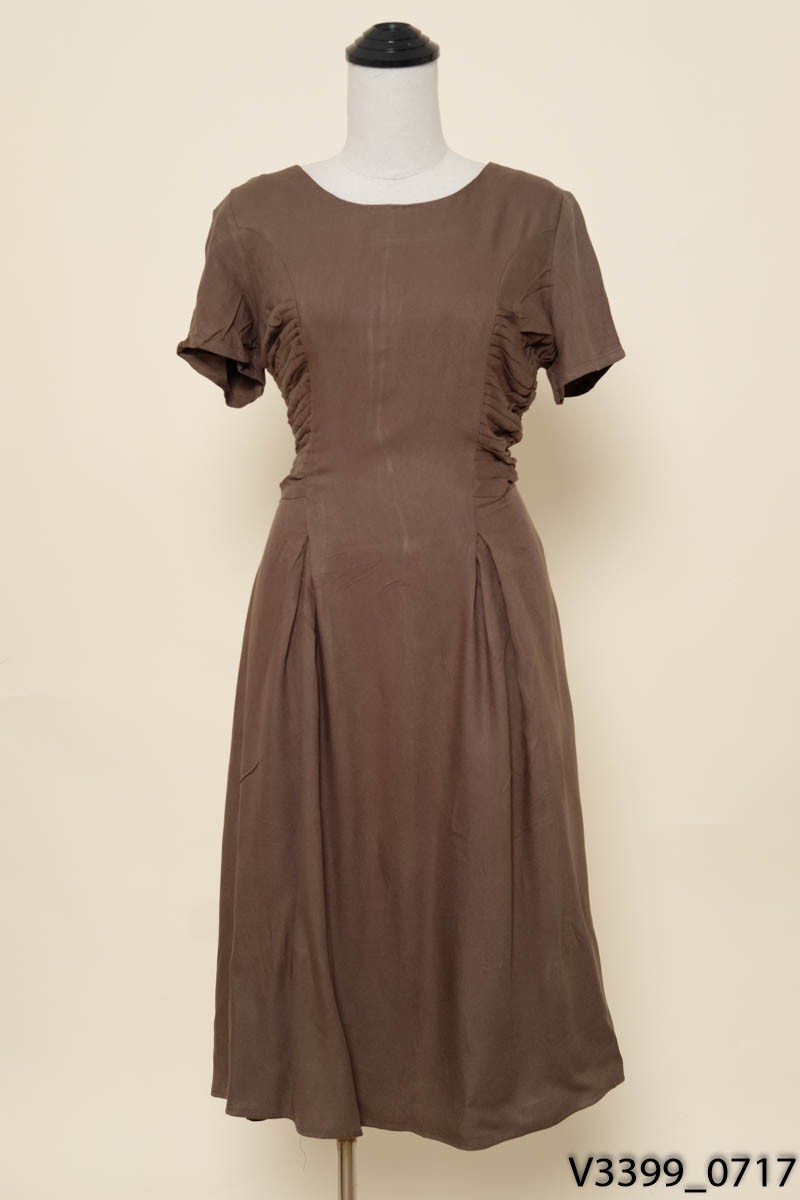 TREND FACTORY- Đầm xanh rêu xếp ly New Tags