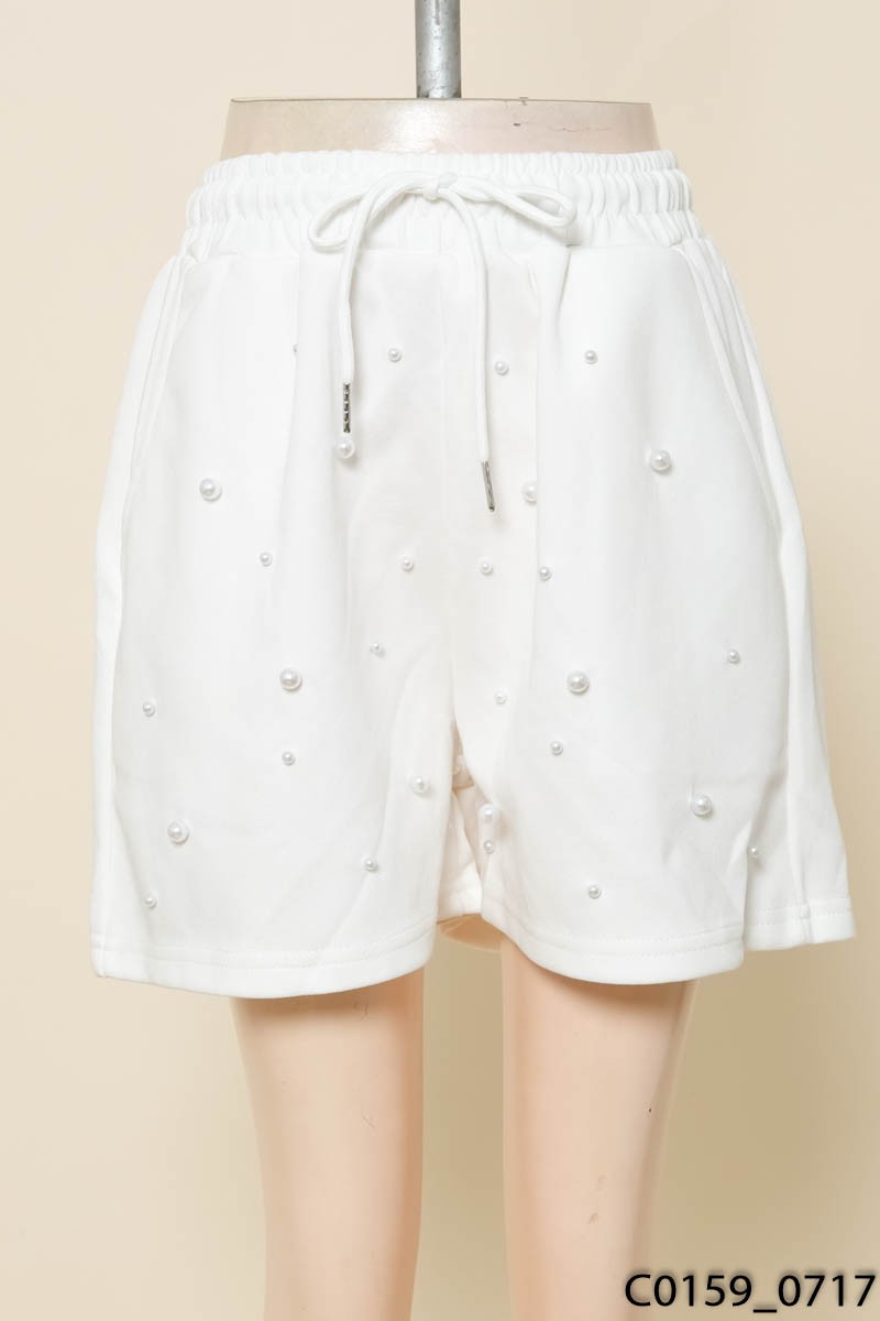 Quần shorts trắng đính đá New Tags