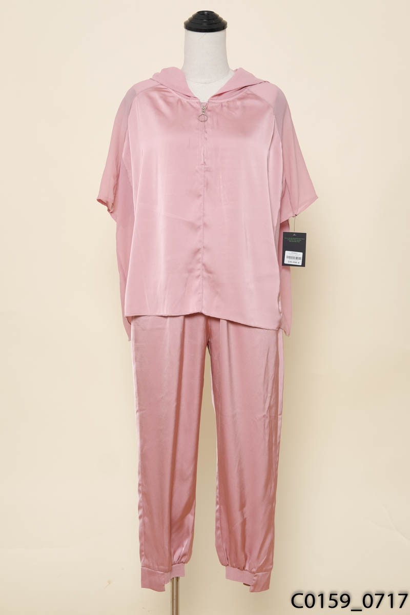Set lụa hồng
