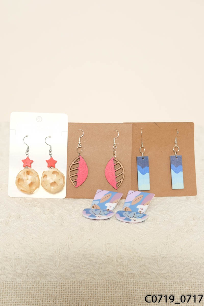 Set 4 khuyên tai bằng gỗ New Tags